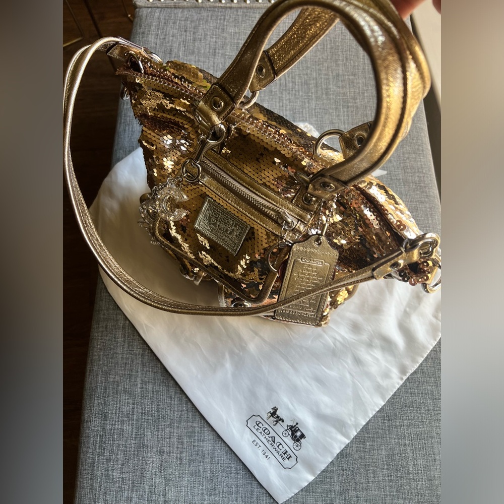 NEW!  LIMITED EDITION ! GORGEOUS GOLD LEATHER AND SEQUIN BAG!